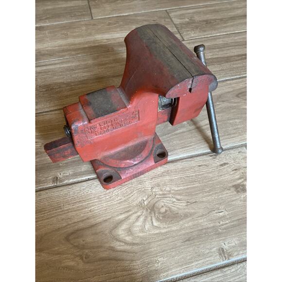 Vintage WILTON Vise Jaws Width 4” w/ Swivel Base & Jaw USA - Picture 3 of 9